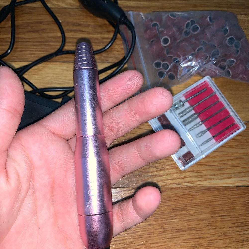 Nails machine - Picture 3 of 3